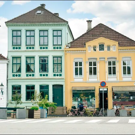 Apartment In The Heart Of